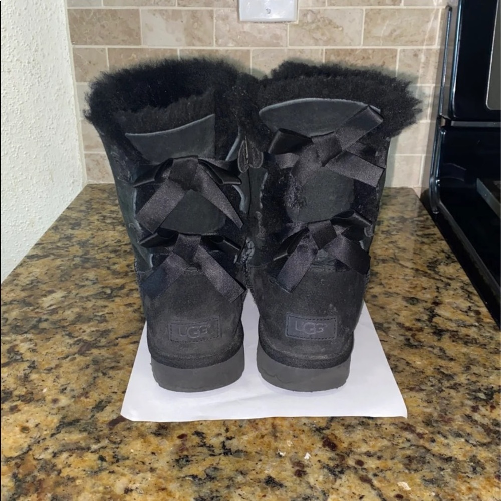 Ugg Bailey Bow II